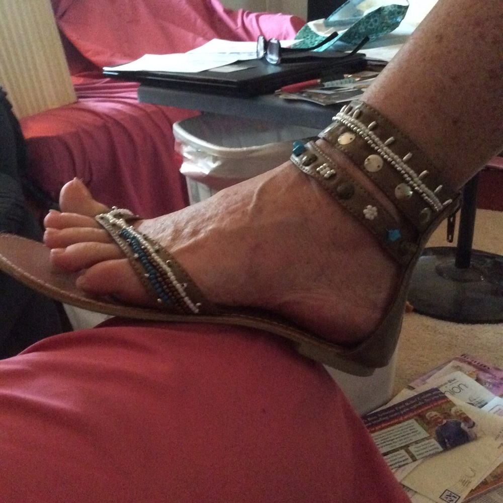 Size 8 decorated Sandals
